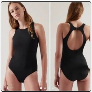 Athleta Maldives One-Piece Swimsuit Black Size Large | Sporty Open Back